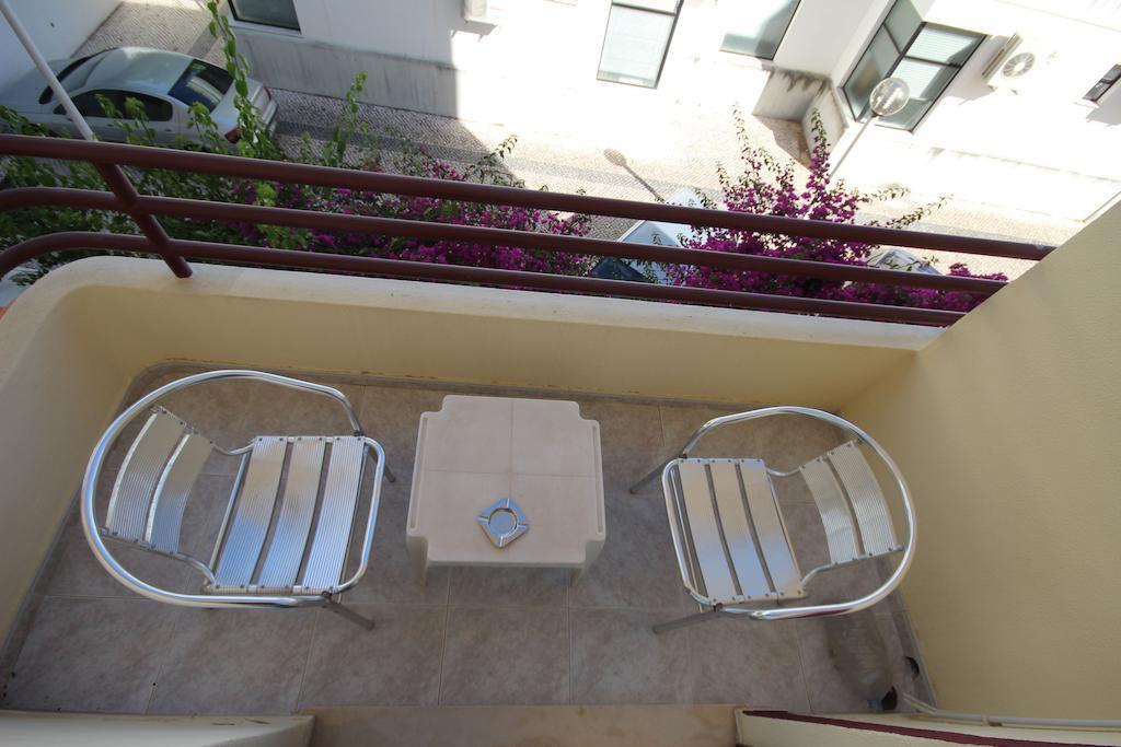 Hospedaria Buganvilia Alvor Esterno foto