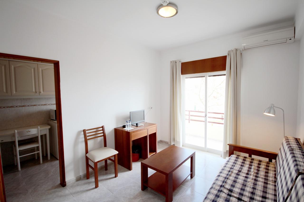 Hospedaria Buganvilia Alvor Esterno foto