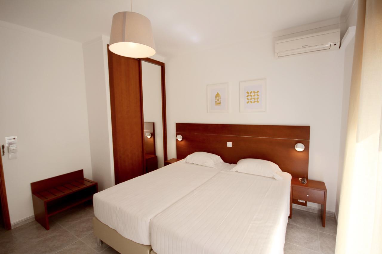 Hospedaria Buganvilia Alvor Esterno foto