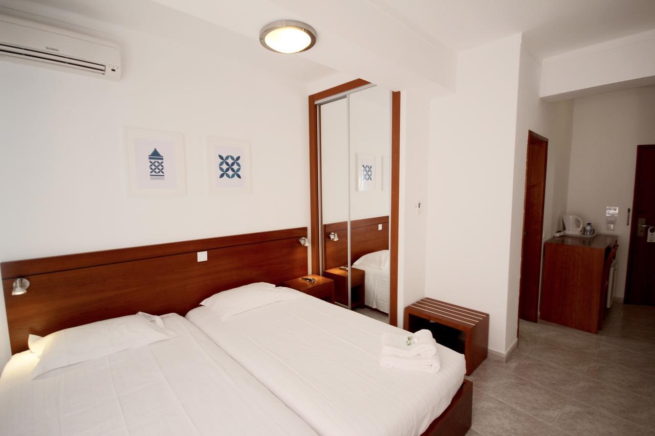Hospedaria Buganvilia Alvor Esterno foto